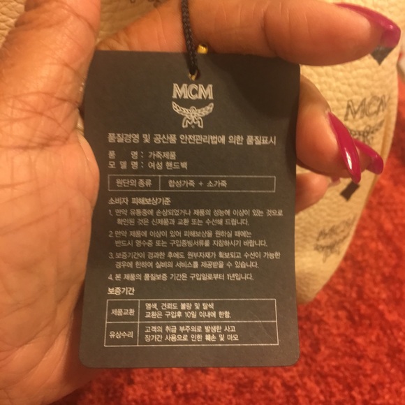 MCM handbag. - Picture 6 of 7